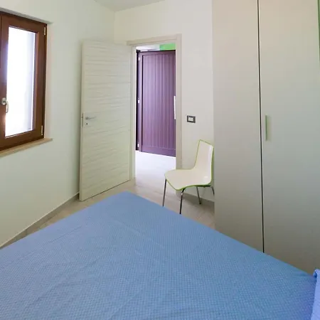 Orizzonte Blu شقة بالينورو